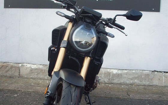 Gebrauchtmotorrad Honda CB650R - Bild 3