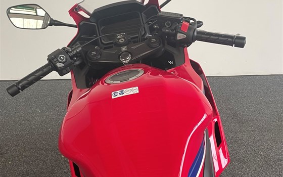 Neufahrzeug Honda CBR500R - Bild 12 Neufahrzeug Honda CBR500R - Bild 12