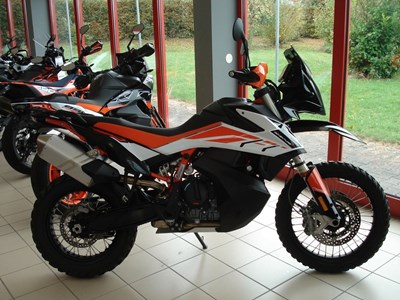 790 Adventure R