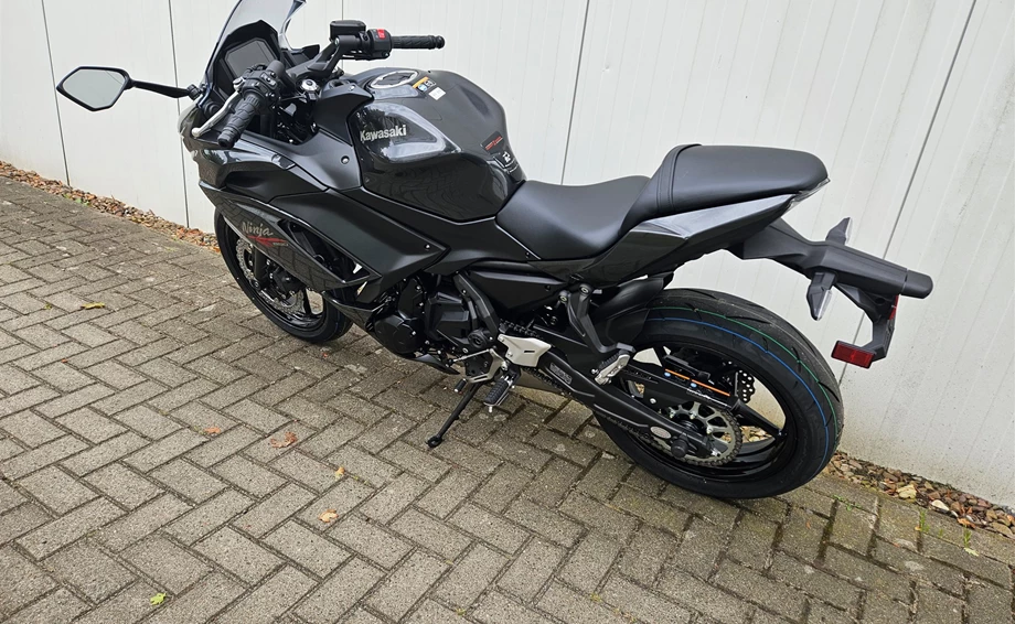 Angebot Kawasaki Ninja 650 Bild 8: Angebot Kawasaki Ninja 650