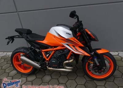 NEUFAHRZEUG KTM 1290 Super Duke R