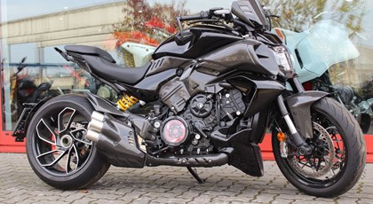 Gebrauchtfahrzeug Ducati Diavel Carbon