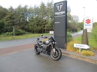 Gebrauchtmotorrad Triumph Rocket 3 GT Triple Black