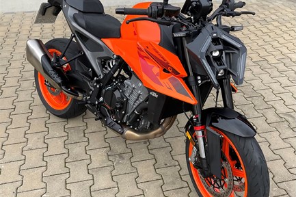 KTM 990 Duke