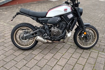 Yamaha XSR700 XTribute