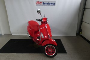 Angebot Vespa Primavera 125 (RED)