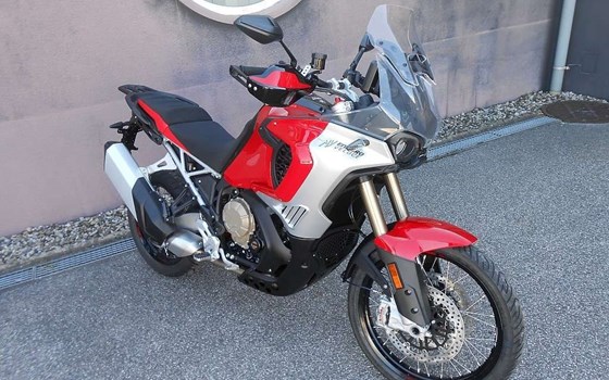 Neufahrzeug MV Agusta Enduro Veloce - Bild 1 Neufahrzeug MV Agusta Enduro Veloce - Bild 1
