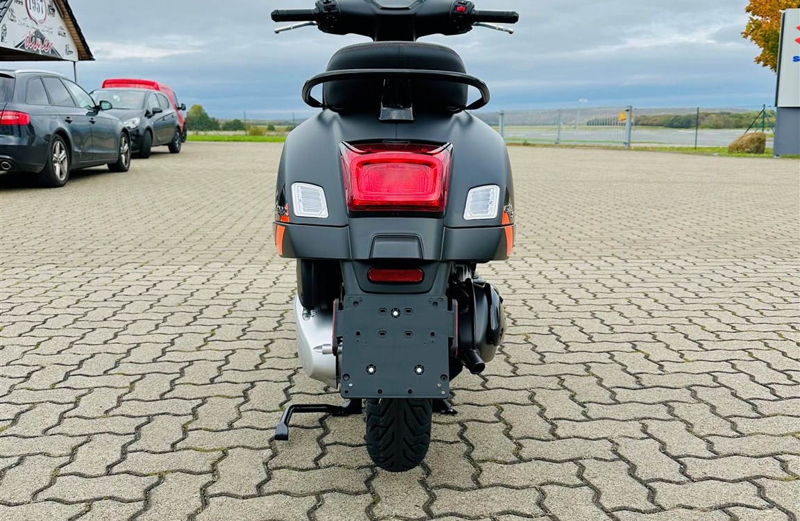 Angebot Vespa GTS 300 Super Sport