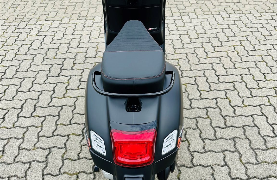 Angebot Vespa GTS 300 Super Sport