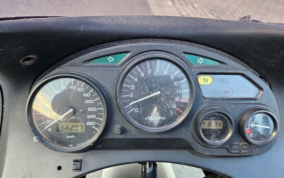 Gebrauchtmotorrad Suzuki GSX 750 F - Bild 5