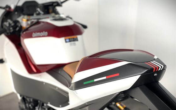 Gebrauchtmotorrad Bimota KB 4 - Bild 15 Gebrauchtmotorrad Bimota KB 4 - Bild 15