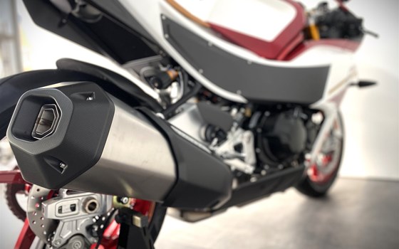 Gebrauchtmotorrad Bimota KB 4 - Bild 17 Gebrauchtmotorrad Bimota KB 4 - Bild 17
