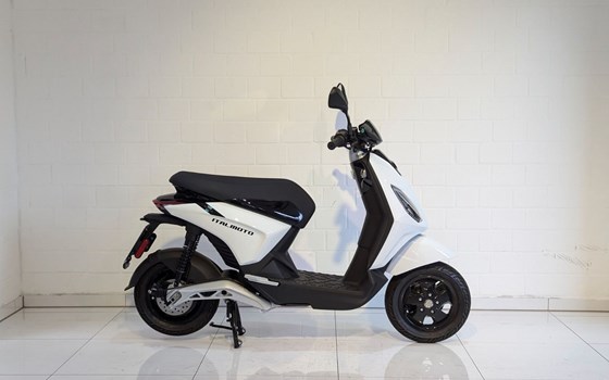 Gebrauchtmotorrad Piaggio 1 Active - Bild 2