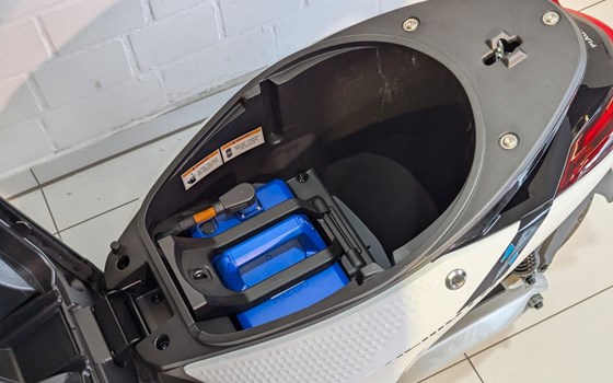 Gebrauchtmotorrad Piaggio 1 Active - Bild 8