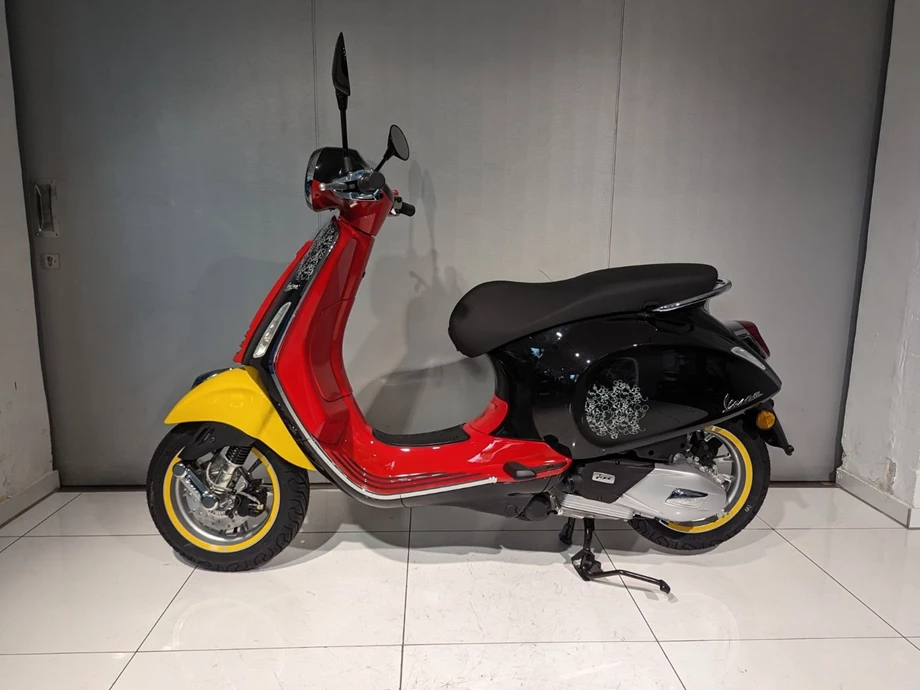 Angebot Vespa Primavera 50 Disney Mickey Mouse Edition Bild 2: Angebot Vespa Primavera 50 Disney Mickey Mouse Edition