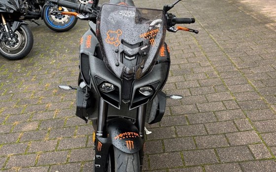 Gebrauchtmotorrad Yamaha MT-10 - Bild 2