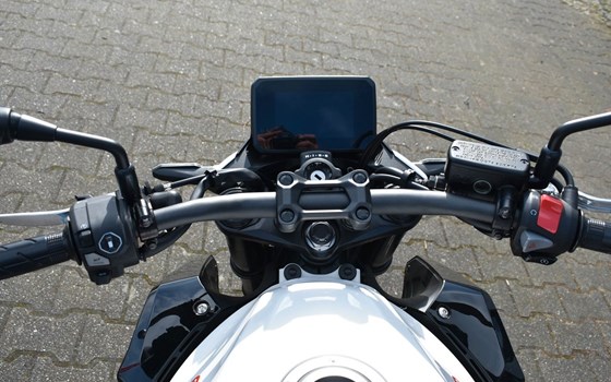 Gebrauchtmotorrad Honda CB500 Hornet - Bild 7