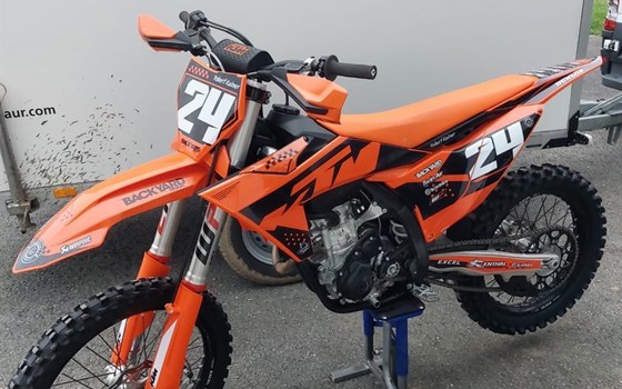 Gebrauchtmotorrad KTM 250 SX-F - Bild 1 Gebrauchtmotorrad KTM 250 SX-F - Bild 1