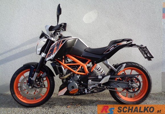 KTM 390 Duke