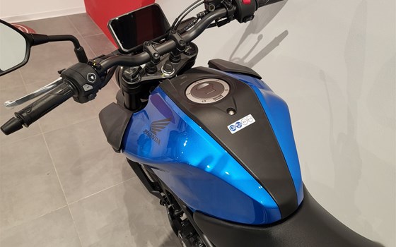 Neufahrzeug Honda CB125R - Bild 10