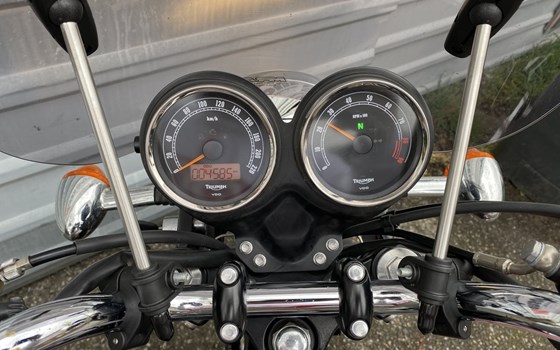 Gebrauchtmotorrad Triumph Bonneville T100 - Bild 6