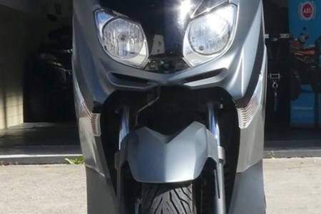 Yamaha X-Max 250