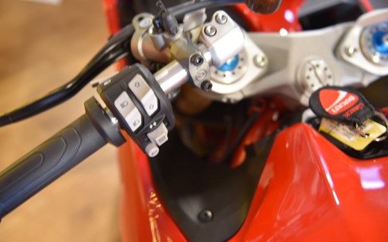 Gebrauchtmotorrad Ducati SuperSport S - Bild 8