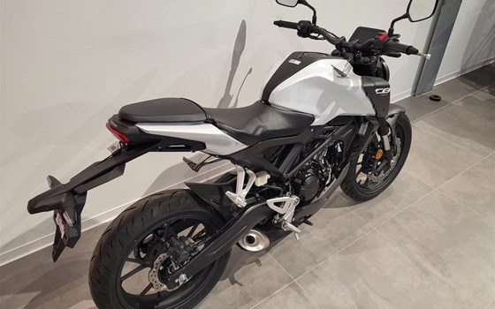 Neufahrzeug Honda CB125R - Bild 16