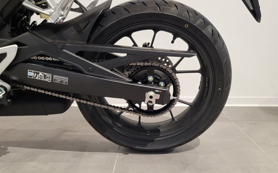 Neufahrzeug Honda CB125R - Bild 5