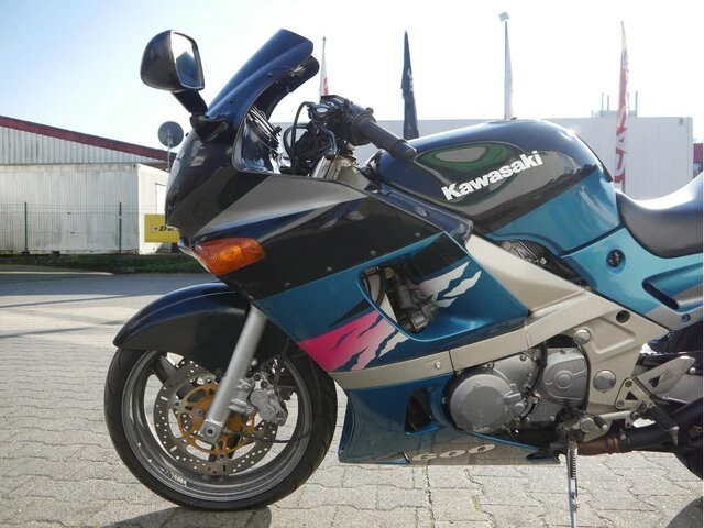 Angebot Kawasaki ZZR 600 Bild 10: Angebot Kawasaki ZZR 600