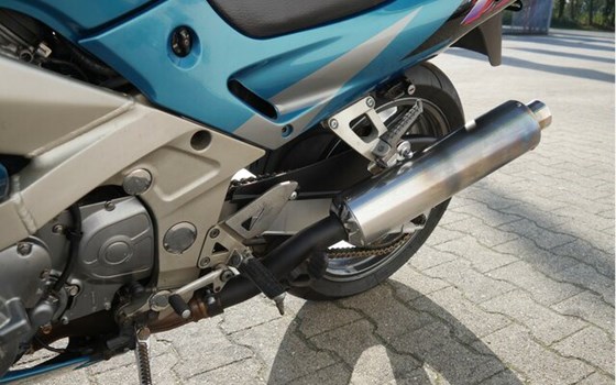 Gebrauchtmotorrad Kawasaki ZZR 600 - Bild 12