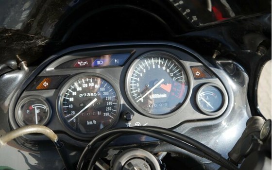 Gebrauchtmotorrad Kawasaki ZZR 600 - Bild 17