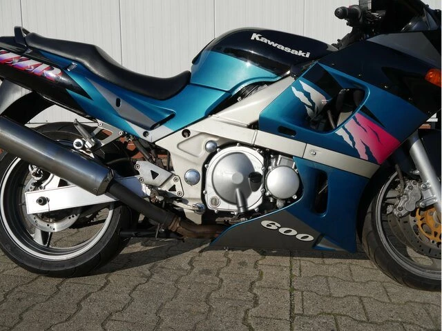Angebot Kawasaki ZZR 600 Bild 6: Angebot Kawasaki ZZR 600