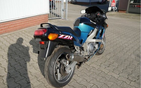 Gebrauchtmotorrad Kawasaki ZZR 600 - Bild 8