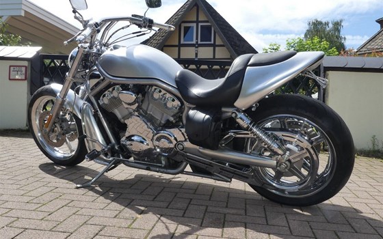 Gebrauchtmotorrad Harley-Davidson V-Rod VRSCA - Bild 1