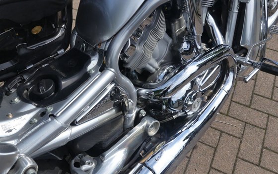 Gebrauchtmotorrad Harley-Davidson V-Rod VRSCA - Bild 10