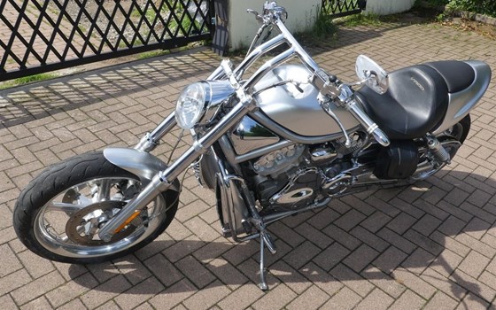 Gebrauchtmotorrad Harley-Davidson V-Rod VRSCA - Bild 4