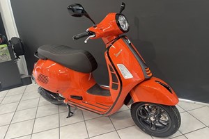 Angebot Vespa GTS 300 Super Sport