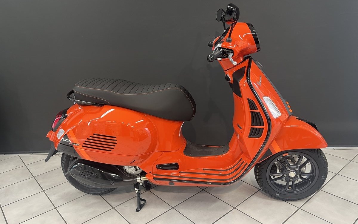 Angebot Vespa GTS 300 Super Sport