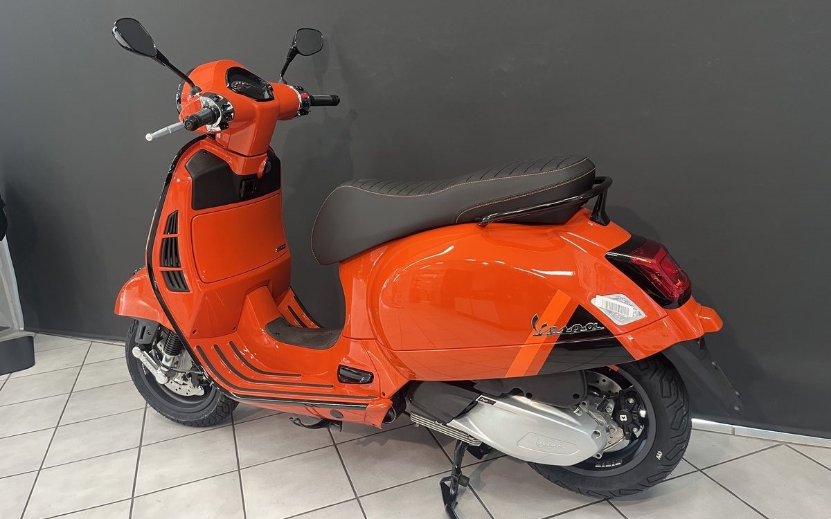 Angebot Vespa GTS 300 Super Sport