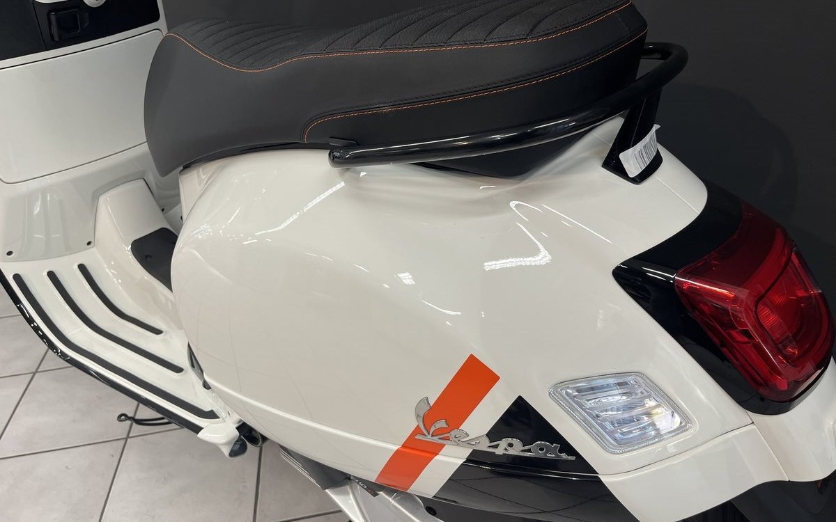 Angebot Vespa GTS 300 Super Sport