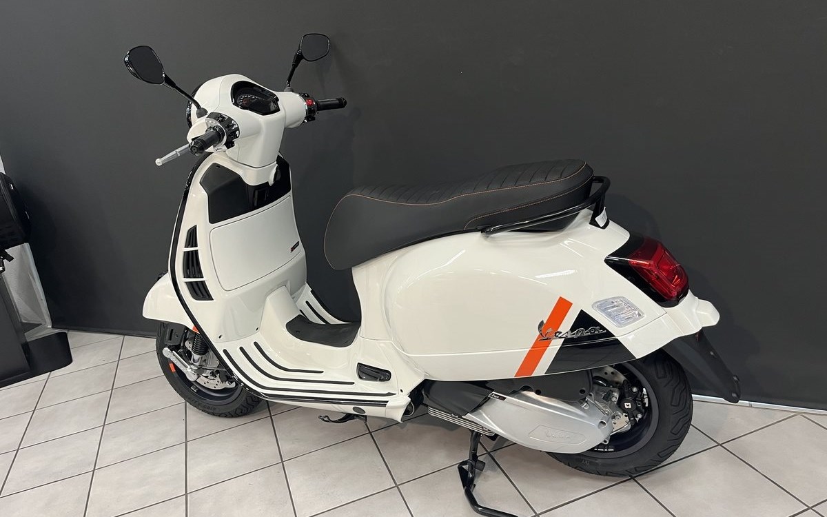 Angebot Vespa GTS 300 Super Sport