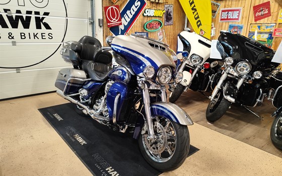Gebrauchtmotorrad Harley-Davidson CVO Ultra Limited FLHTKSE - Bild 1 Gebrauchtmotorrad Harley-Davidson CVO Ultra Limited FLHTKSE - Bild 1
