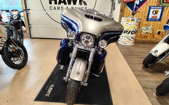 Gebrauchtmotorrad Harley-Davidson CVO Ultra Limited FLHTKSE - Bild 9 Gebrauchtmotorrad Harley-Davidson CVO Ultra Limited FLHTKSE - Bild 9