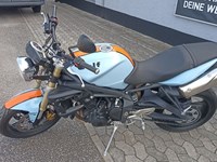 Gebrauchtmotorrad Triumph Street Triple