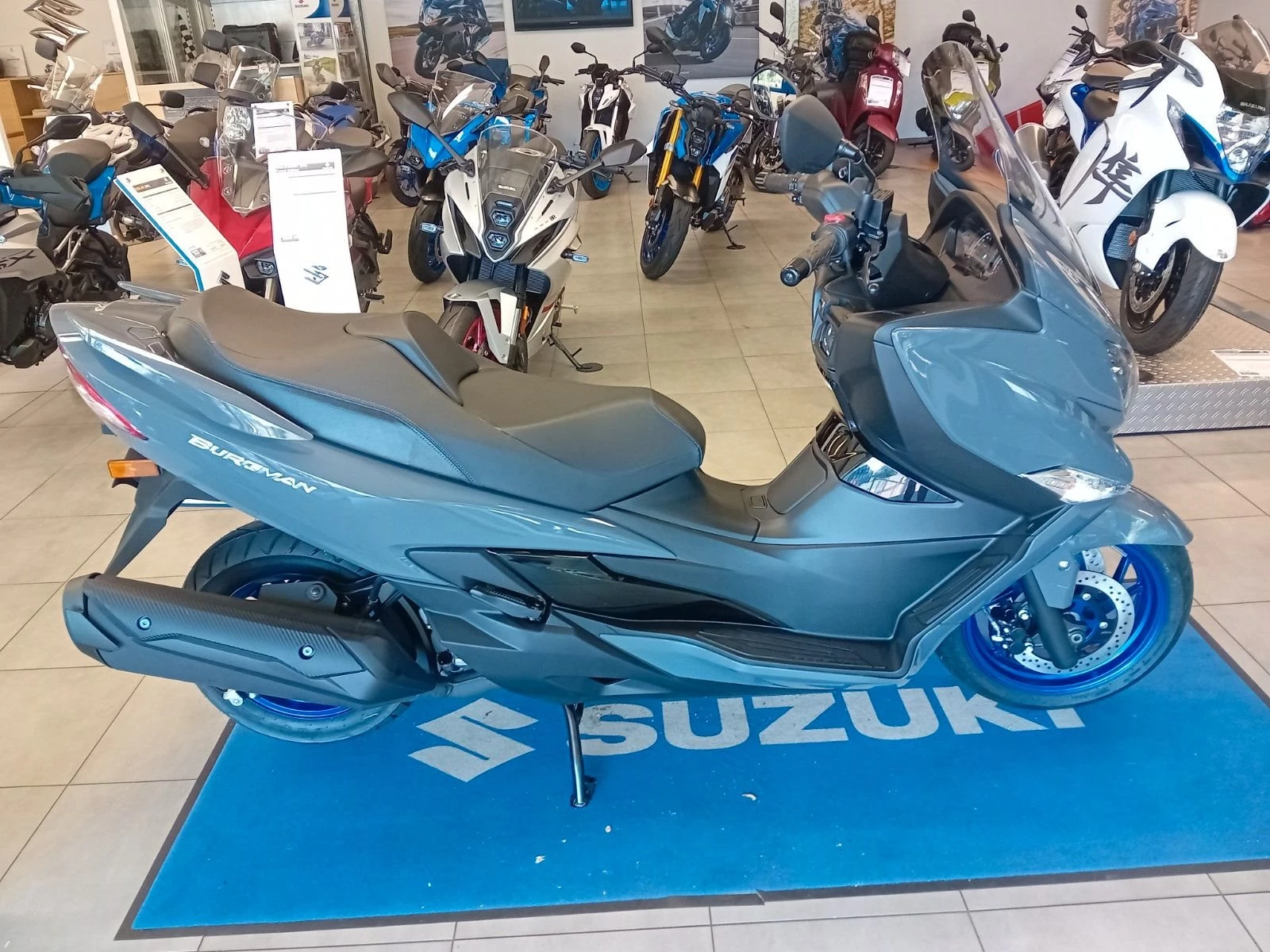 Suzuki Burgman 400