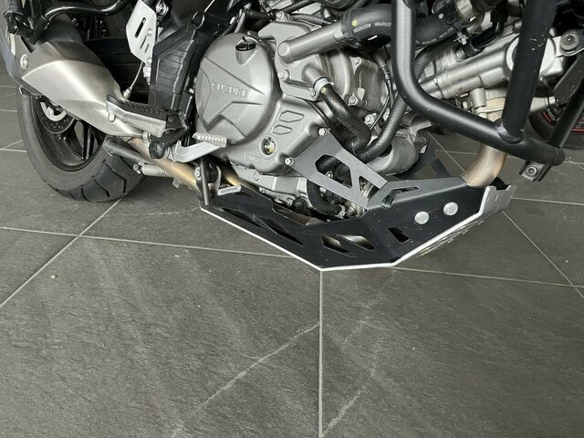 Angebot Suzuki V-Strom 650 Bild 8: Angebot Suzuki V-Strom 650