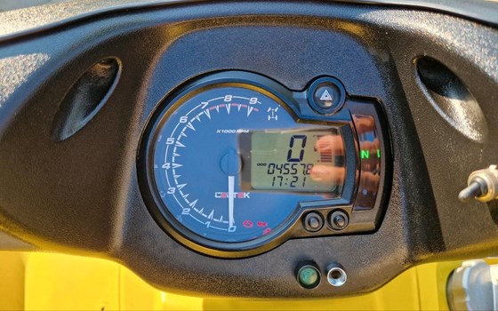 Gebrauchtmotorrad Cectek Quadrift T5 500EFI - Bild 3 Gebrauchtmotorrad Cectek Quadrift T5 500EFI - Bild 3
