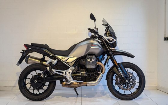 Gebrauchtmotorrad Moto Guzzi V85 Strada - Bild 2