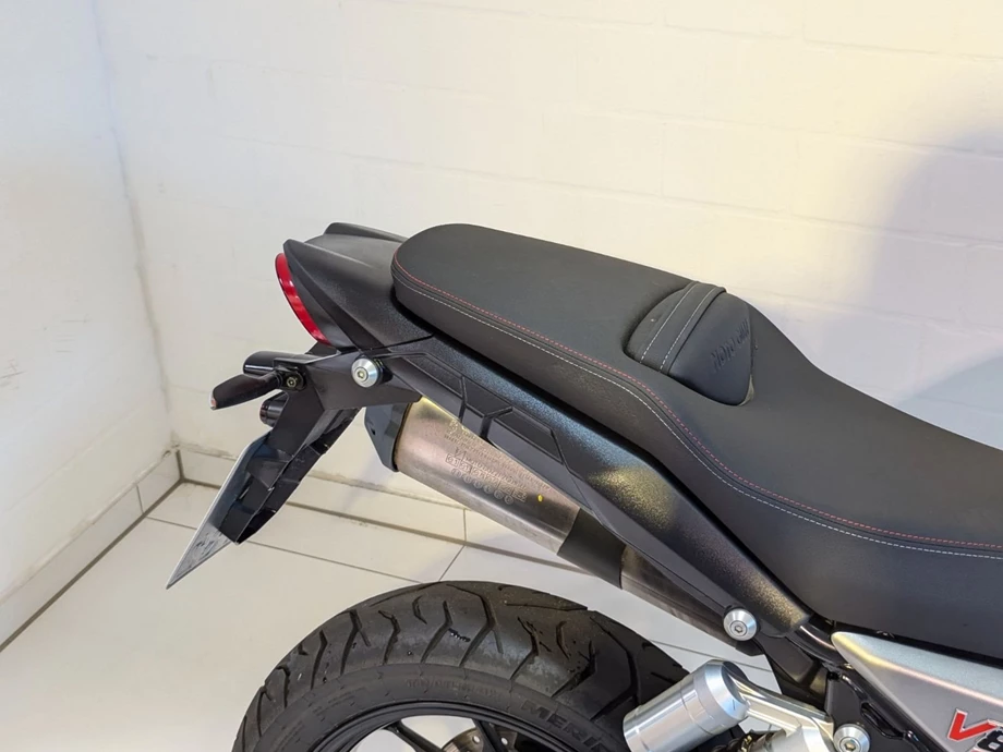 Angebot Moto Guzzi V85 Strada Bild 8: Angebot Moto Guzzi V85 Strada